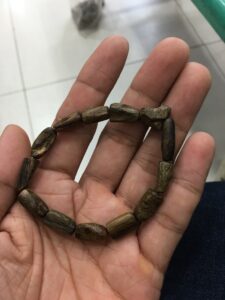 Trầm hương kiểu tự nhiên